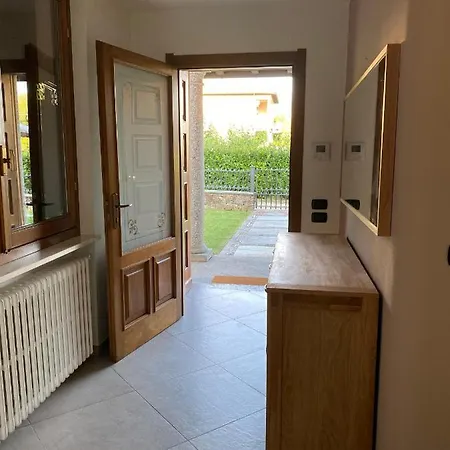 Vittoria Appartamento Erba